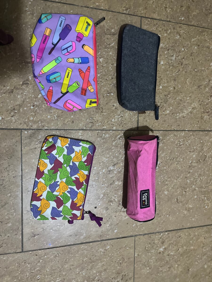 Lot de Trousses Colorées