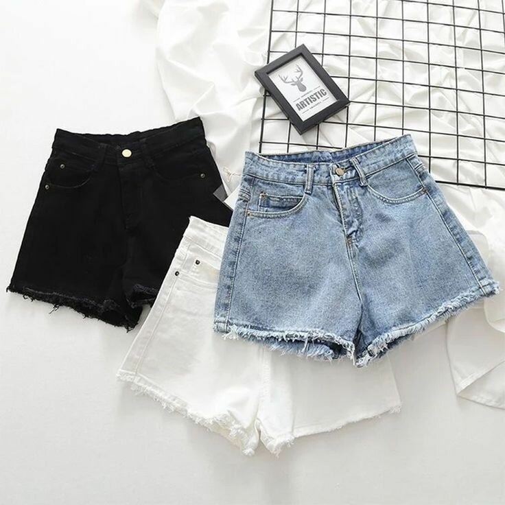 Crop tops and jeans shorts