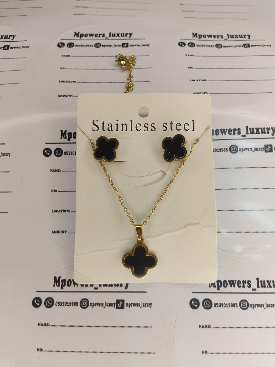 Van Cleef jewelry set