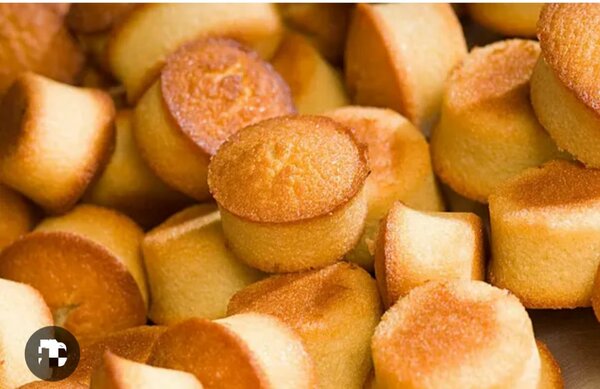 Délicieux madeleines dorées