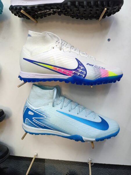 Air zoom меркурий nike для футбола