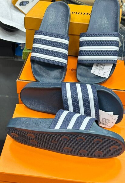 Sandales de plage bleues homme