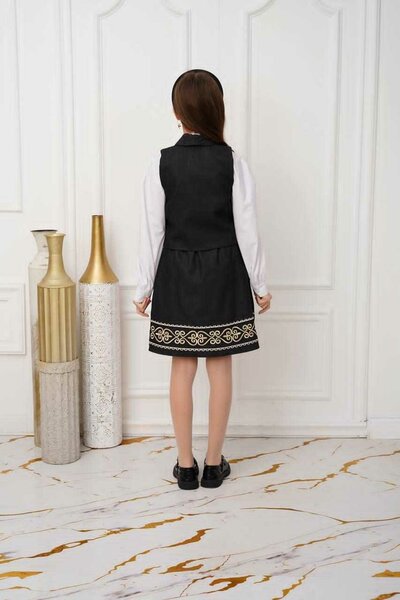 Жилет и юбка