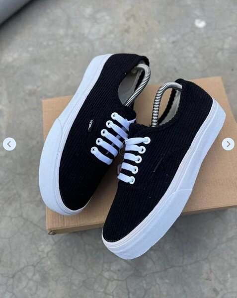 Vans en velou