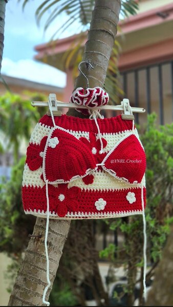 Bikini crochet rouge et blanc