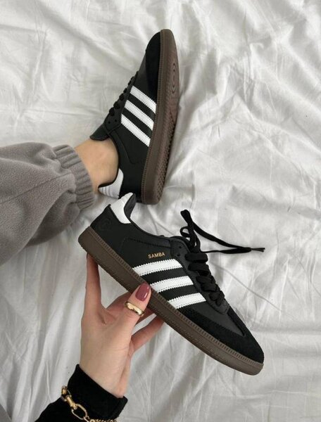 Adidas Samba