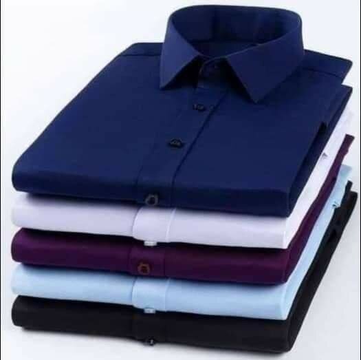 Lot de polos et chemises élégants