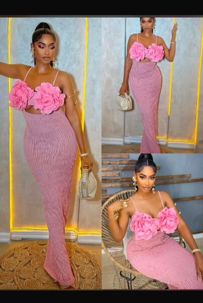 Robe rose à fleurs élégante