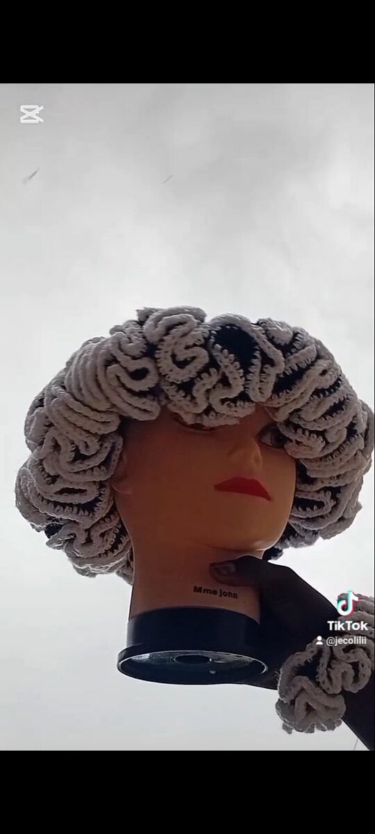 Chapeau en laine unique