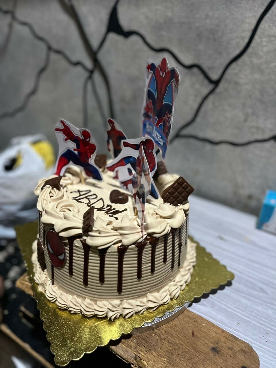 Gâteau d'anniversaire Spiderman