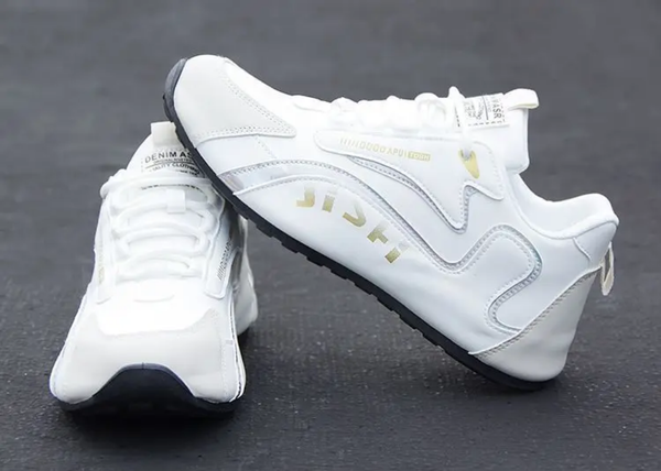 Sneakers blancs élégants