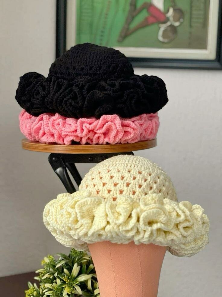 Chapeau crocheté coloré bohème
