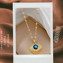 Bijoux fantaisie de créateur et de haute qualité. en acier inoxydable, plaqué or.