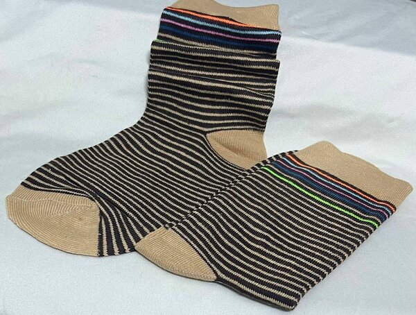 Chaussettes rayées colorées
