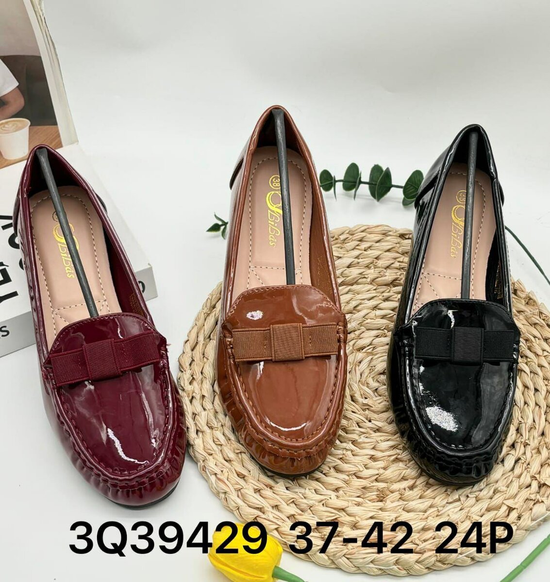 Ladies shoes