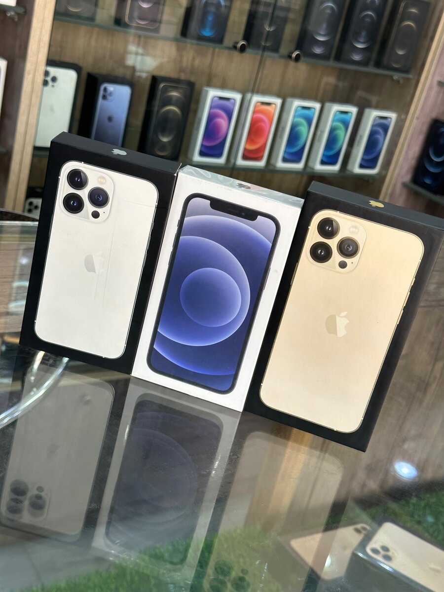 iPhone 13 Pro Max 128gig in box