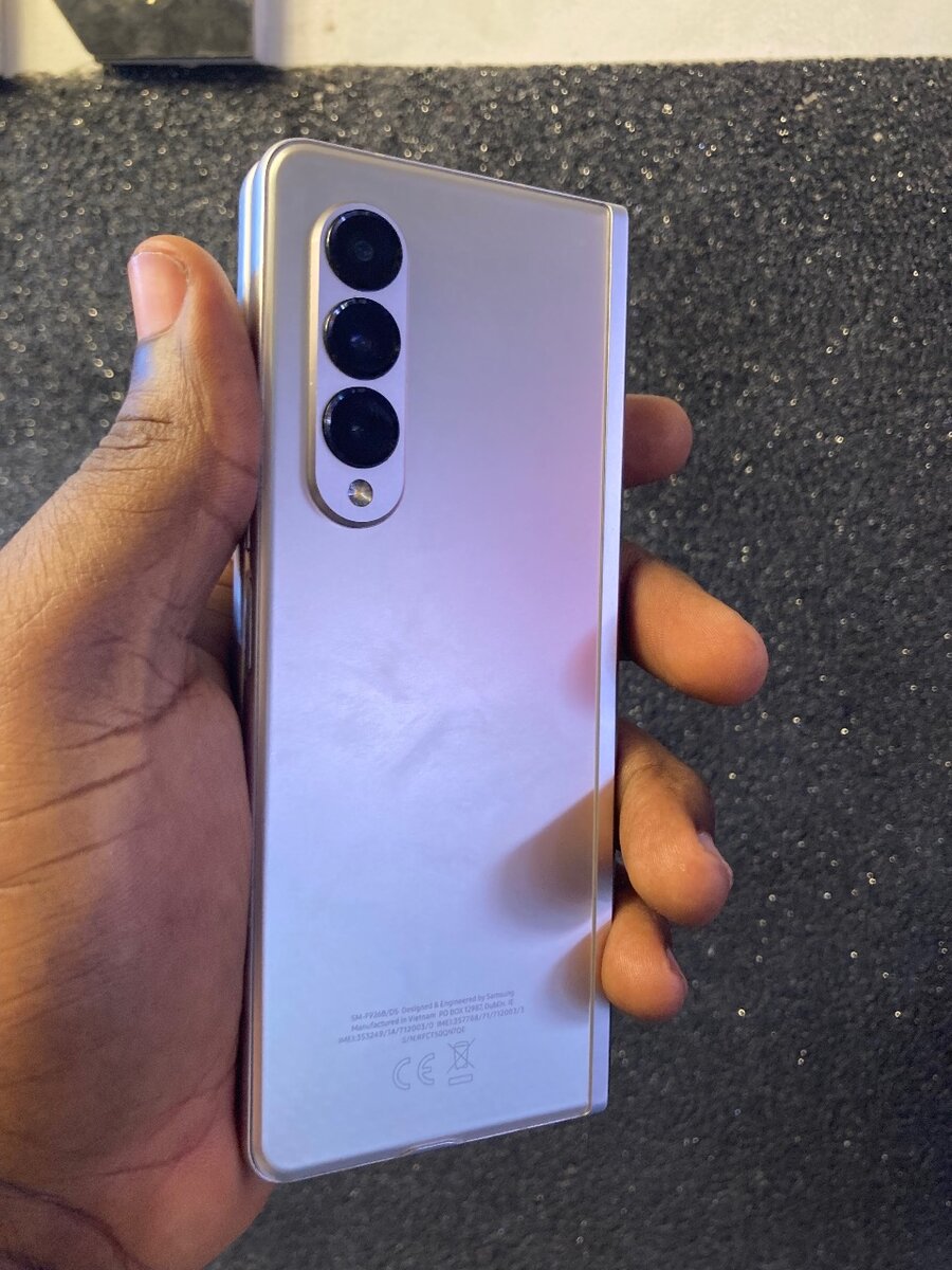 Samsung Galaxy Fold3