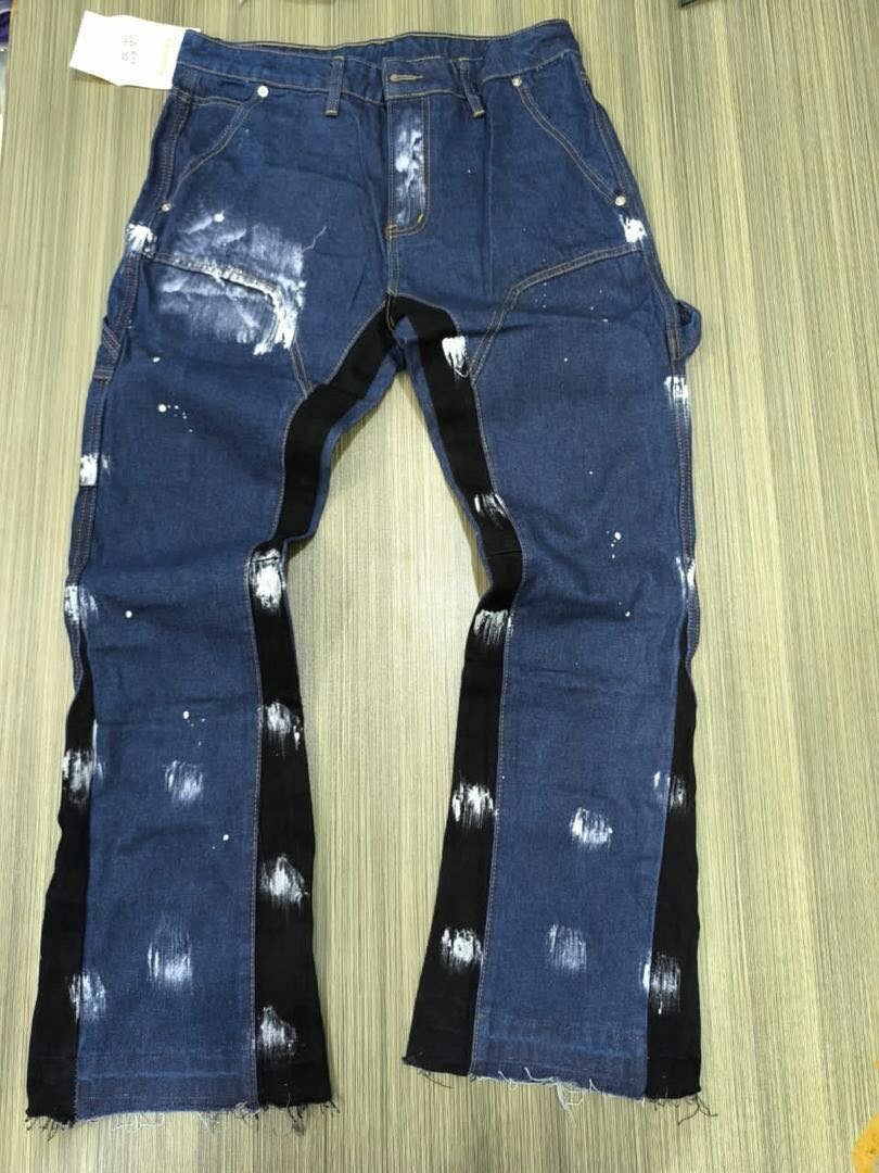 Baggy jeans