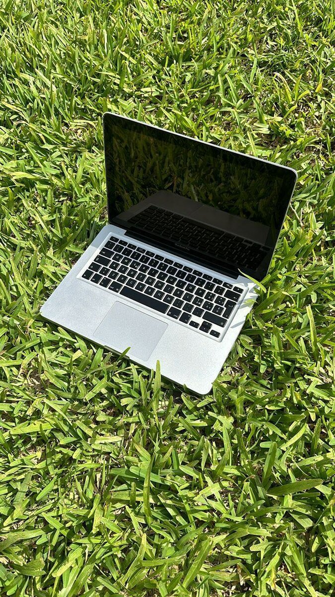 MacBook pro   Core 2 Duo *06 Gb de Ram*  500 Gb de DD