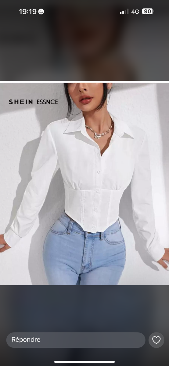 Top dos nu élégant femme