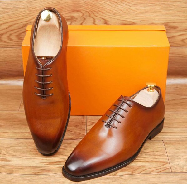 Chaussures habillées en cuir homme