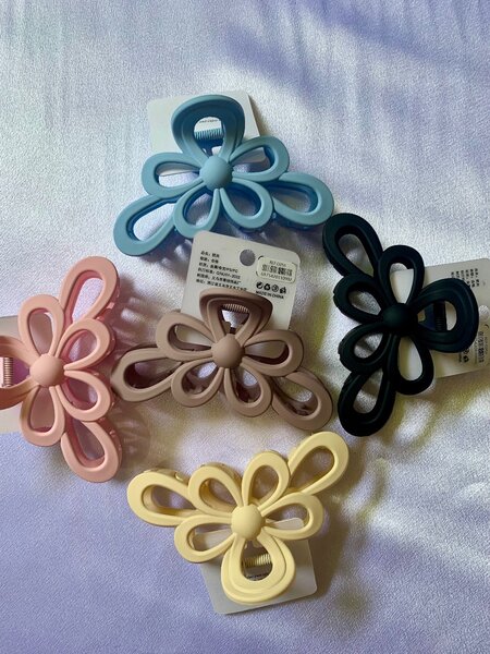 Pince à cheveux élégante