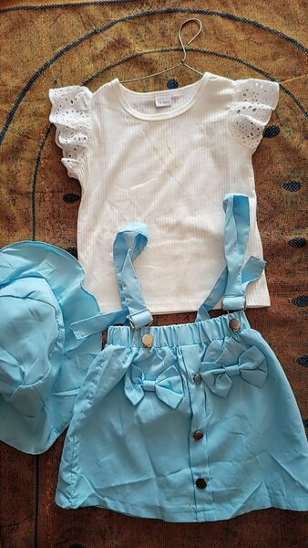 Salopette fille+haut et chapeau pour petite fille