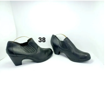 38 size stylish design boots for women and girls