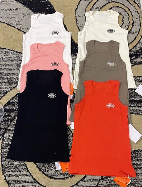 Débardeurs colorés tendance