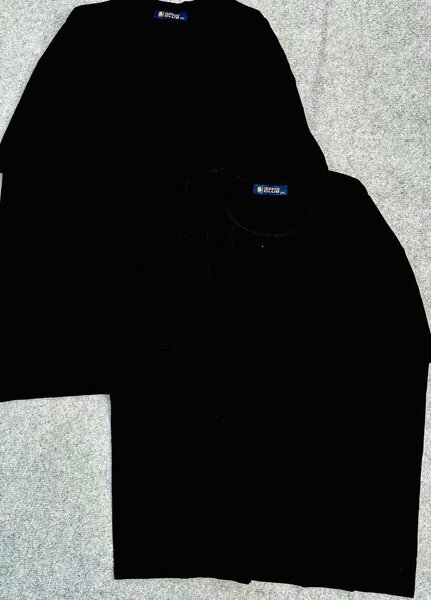 Lot de 2 T-shirts noirs classiques