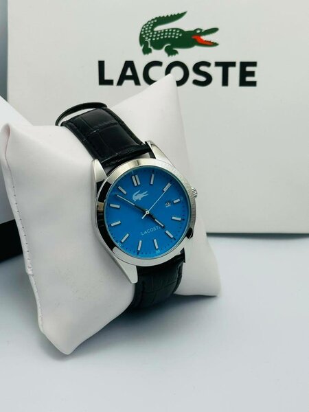 Montre élégante Lacoste