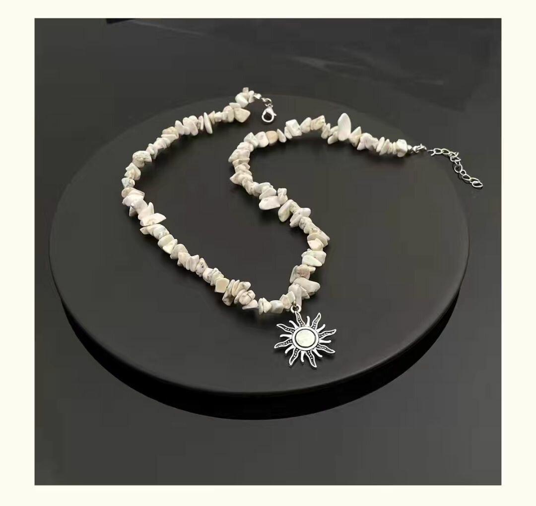 Unisex necklace for men and women