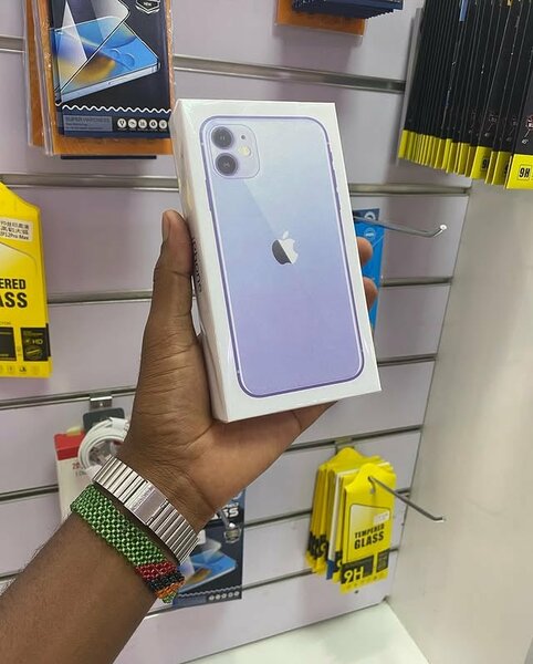 BRAND NEW IPHONE 🍏 pro 