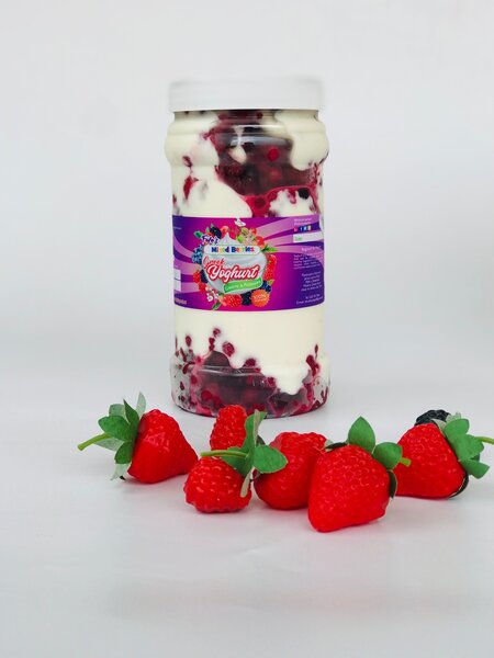 Fafasbreakfast mixed berries  Greek yoghurt