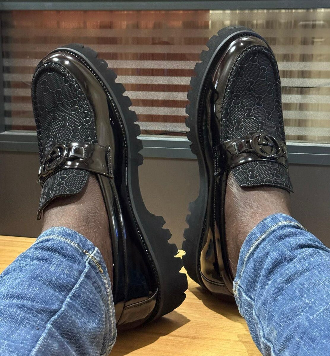 Mocassins en cuir verni homme