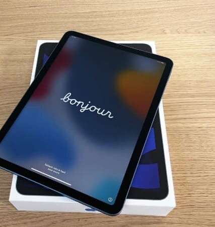 iPad Air 10.9" Wi-Fi 64Go