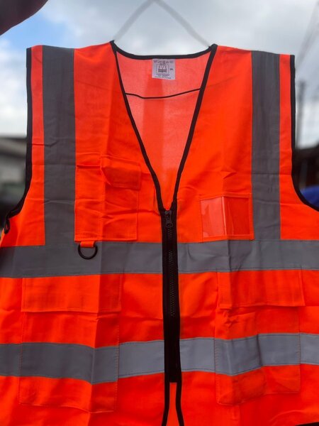 Gilets réfléchissants haute visibilité