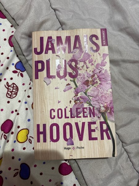 Jamais Plus by Colleen Hoover