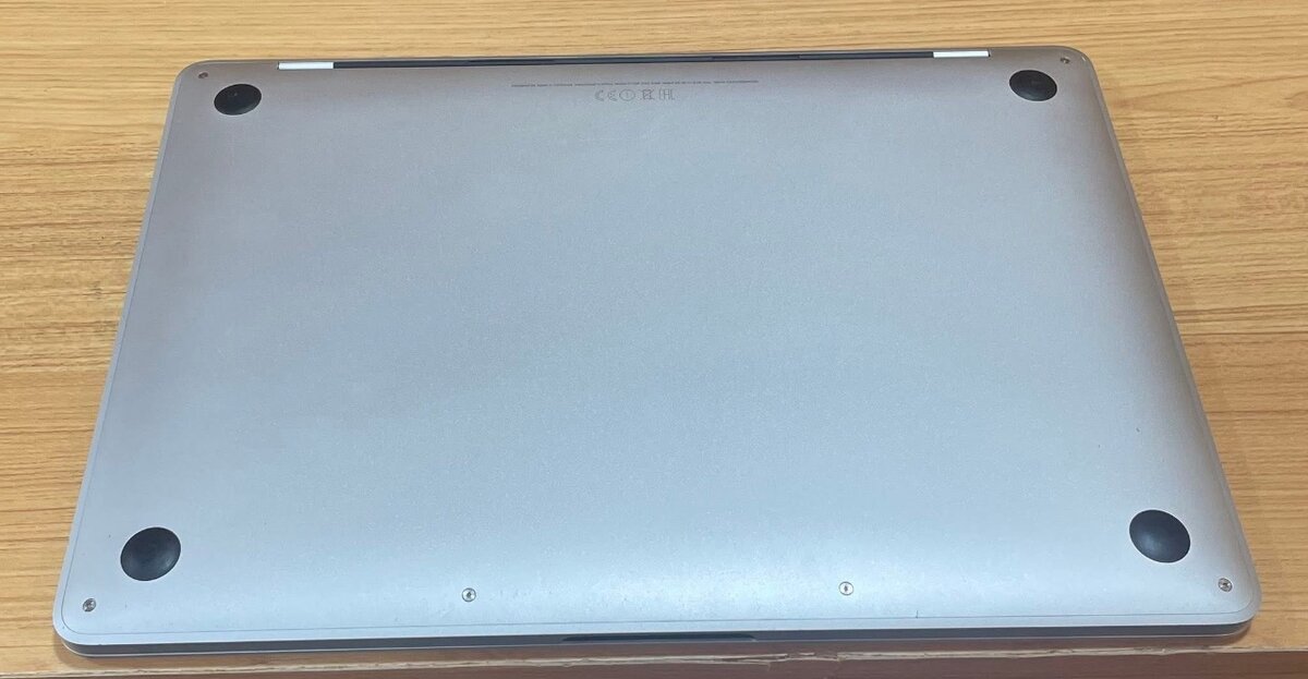 MACBOOK PRO 2017  CORE i5