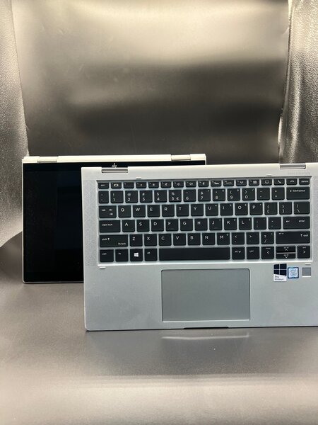 HP Elitebook 1030 G3