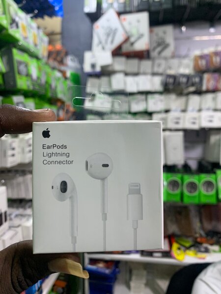 Earphone