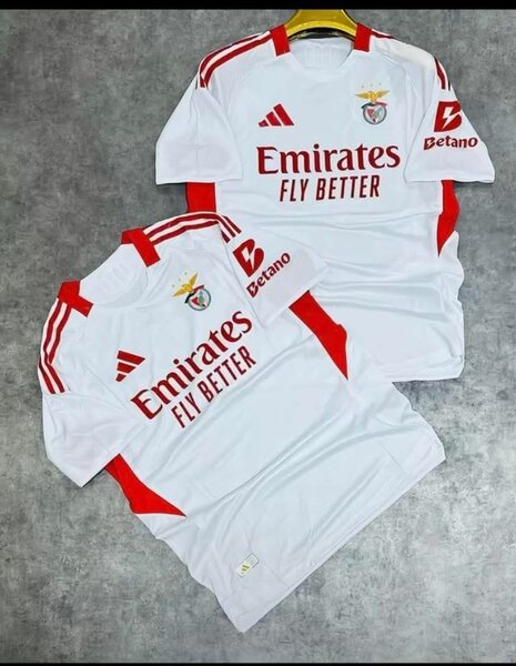 Maillot de foot blanc Adidas