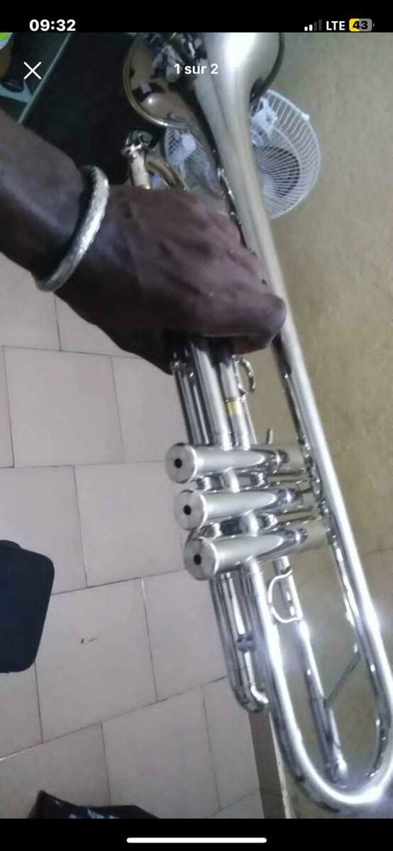 Trompette en Cuivre Éclatant