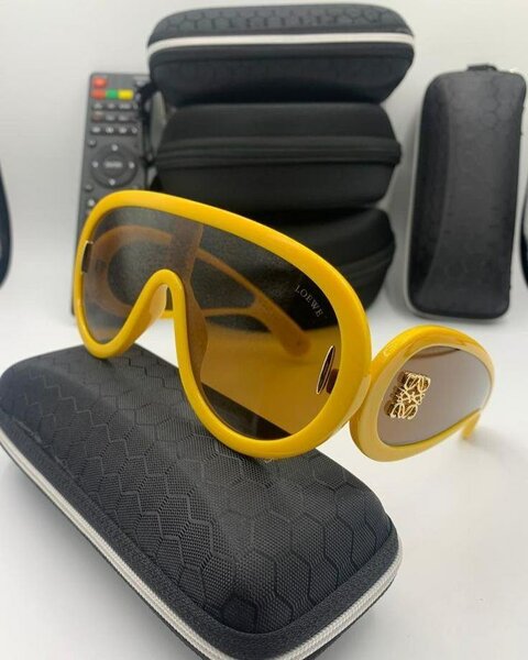 Lunettes de soleil colorées