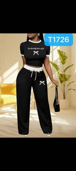 Costume jogging femme élégant