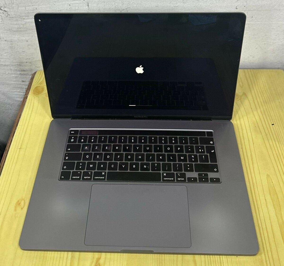 ✓MACBOOK PRO RETINA CORE I9 2019 ✓SSD 1TERA*RAM 16GB  ✓PROCE
