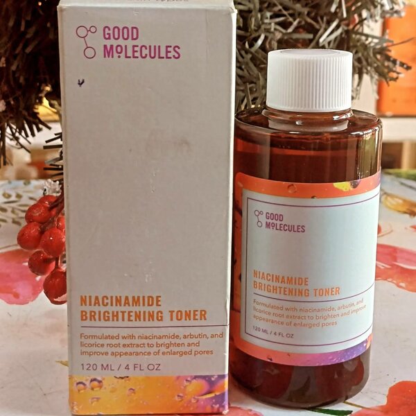 GOOD MOLECULES NIACINAMIDE BRIGHTENING TONER