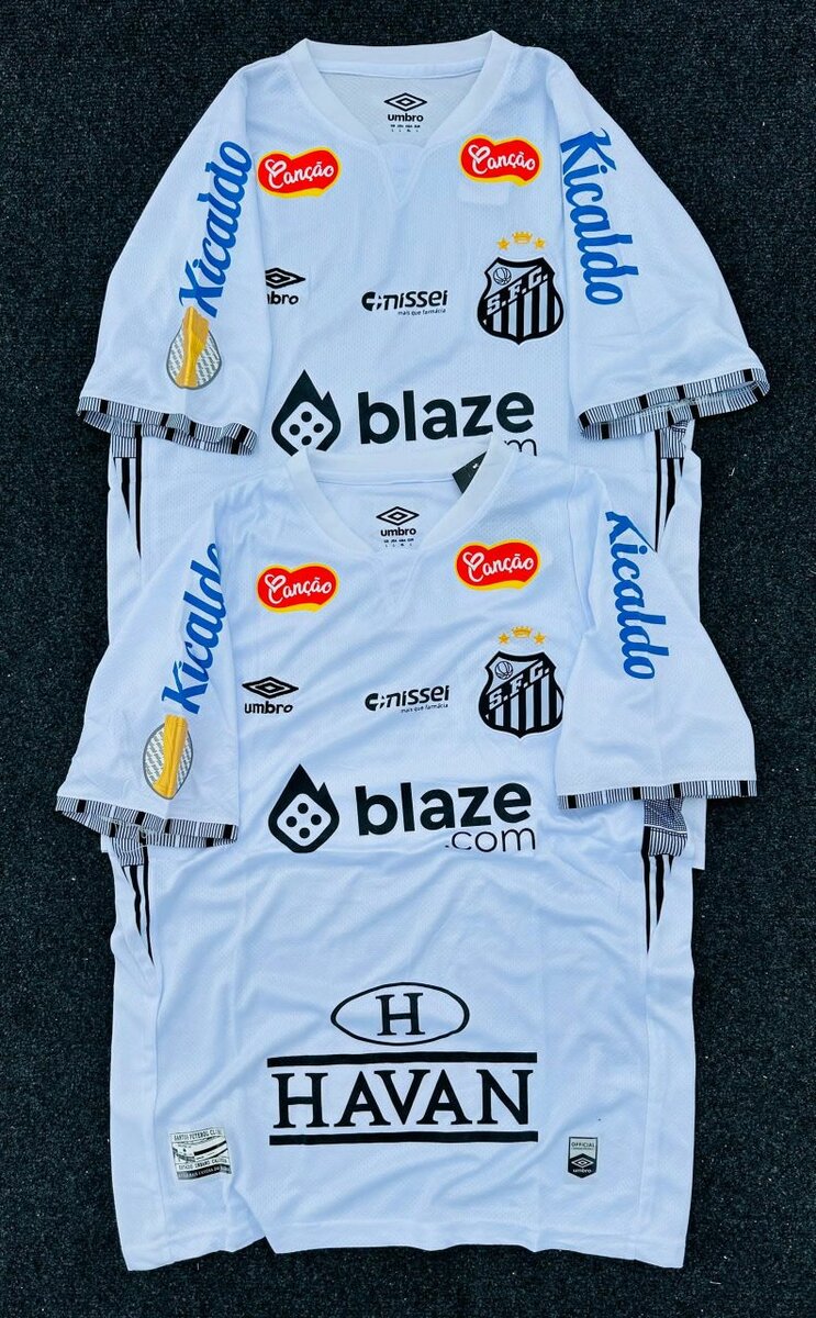 Maillots de football design moderne