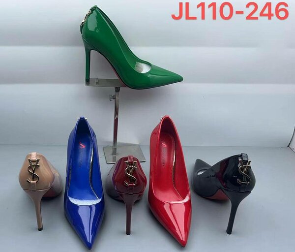Chaussures à talons hauts élégantes