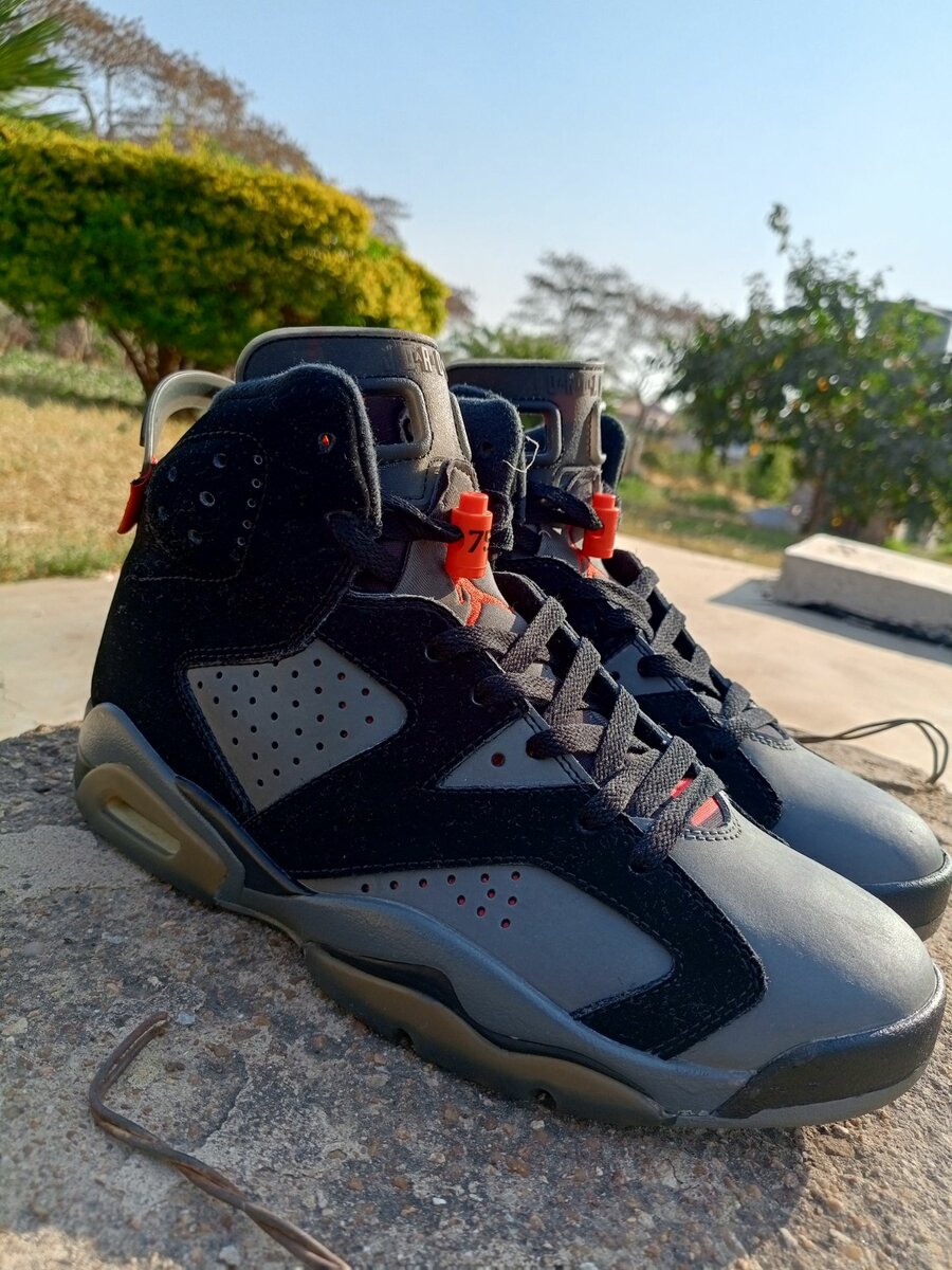 Jordan 6 Paris Saint Germain